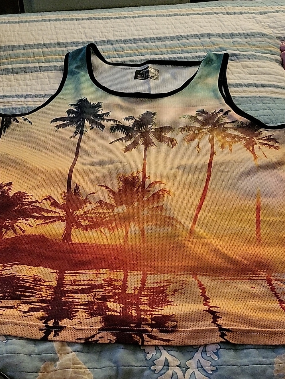 American Eagle -XL- Flex- Mesh Athletic Tank - Palm Trees